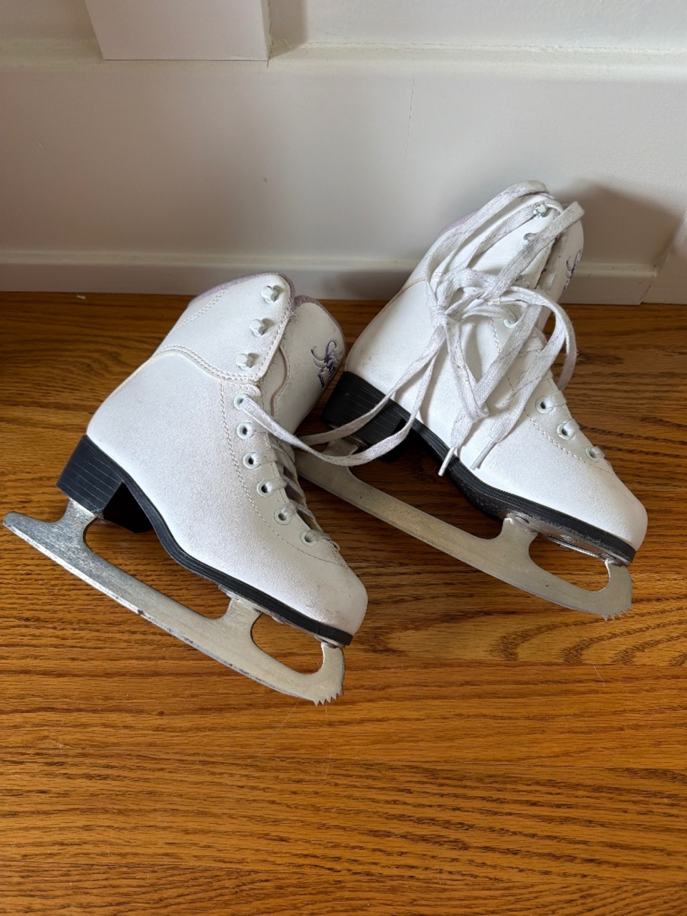 Jackson Soft Skate Girls Ice-skate Size 1